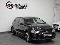 Begagnad VW Polo Match 2025 Svart Halvkombi