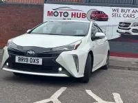 Usado Toyota Prius 140 HP (102 kW) 2025 Branco Citadino