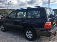 Used Toyota Land Cruiser 201 HP (147 kW) 2002 SUV