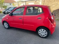 Used Hyundai i10 Classic 86 HP (63 kW) 2012 Red Hatchback