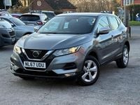 Used Nissan Qashqai Acenta 115 HP (84 kW) 2017 Grey SUV