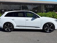 Begagnad Audi Q7 Black Edition 286 HK (210 kW) 2023 Vit SUV