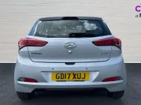 Used Hyundai i20 Edition 100 HP (73 kW) 2017 Silver Hatchback