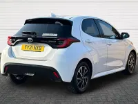 Used Toyota Yaris Design 116 HP (85 kW) 2021 White Hatchback