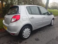 Used Renault Clio Expression 88 HP (64 kW) 2012 Silver Hatchback