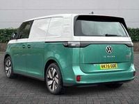 New VW ID. Buzz 250 kW (340 HP) 2025 Candy white / bay leaf green metallic MPV