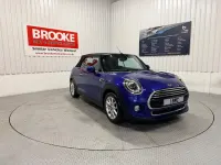 Begagnad Mini Cooper Cabriolet Classic 2018 Blå Cab