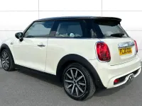 Used Mini Cooper S Exclusive 192 HP (141 kW) 2020 White Hatchback