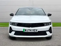 Used Vauxhall Astra 113 kW (154 HP) 2024 White Estate
