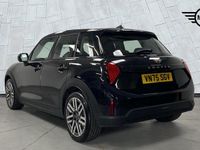 Używany Mini Cooper Hatch 113 kW (154 KM) 2025 Czarny Hatchback