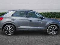 Używany VW T-Roc SE 150 KM (110 kW) 2021 Szary SUV