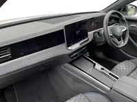 Used VW Passat R-line 150 HP (110 kW) 2024 White Estate