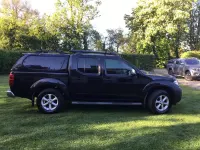 Second-hand Nissan Navara Tekna 2011 Negru Pickup