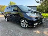 Używany Honda Elysion Prestige 2018 Czarny Minivan