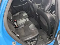 Gebraucht Volvo V40 R-Design 115 PS (84 kW) 2014 Blau Kleinwagen