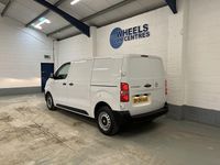 Used Vauxhall Vivaro S 120 HP (88 kW) 2024 White MPV