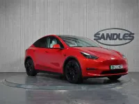 Used Tesla Model Y Long Range AWD 378 kW (514 HP) 2022 Red SUV