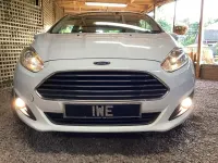 Used Ford Fiesta Zetec 2013 White Hatchback
