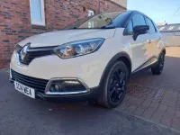 Used Renault Captur Dynamique 90 HP (66 kW) 2014 Cream SUV