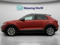 Usado VW T-Roc Style 150 HP (110 kW) 2023 Vermelho SUV