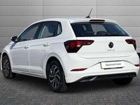 Used VW Polo Life 95 HP (69 kW) 2023 Pure white Hatchback