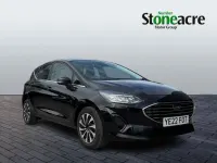 Begagnad Ford Fiesta Titanium 100 HK (73 kW) 2022 Svart Halvkombi