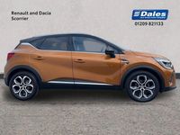 Used Renault Captur Version S 2022 Orange/black SUV