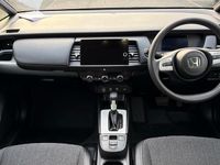 Used Honda Jazz Hybrid 109 HP (80 kW) 2022 White Hatchback