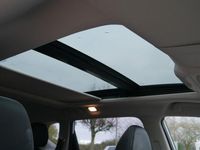 Used Nissan X-Trail Tekna 2017 White SUV