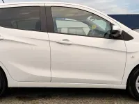 Used Vauxhall Viva 75 HP (55 kW) 2016 White Hatchback