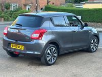 Usado Suzuki Swift SZ-T 90 HP (66 kW) 2020 Cinzento Citadino