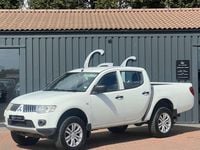 Used Mitsubishi L200 134 HP (98 kW) 2013 White Pickup