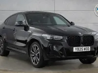 Gebraucht BMW X4 M Sport 190 PS (139 kW) 2025 Schwarz SUV