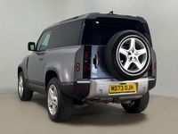 Usado Land Rover Defender SE 249 HP (183 kW) 2023 Cinzento SUV