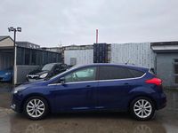 Used Ford Focus Titanium 150 HP (110 kW) 2015 Blue Hatchback