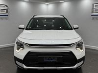 Używany Kia Niro 141 KM (103 kW) 2023 Biały SUV
