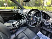 Used Porsche Cayenne 262 HP (192 kW) 2016 Black SUV
