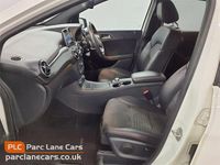 Used Mercedes B200 AMG Line Premium 2015 White MPV