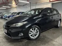 Used Toyota Auris 132 HP (97 kW) 2014 Black Hatchback