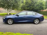 Used Vauxhall Insignia 122 HP (89 kW) 2021 Blue Hatchback