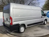 Second-hand Vauxhall Movano 140 CP (102 kW) 2024 Gri Monovolum