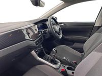 Used VW Polo Life 80 HP (58 kW) 2024 White Hatchback