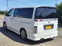 Used Nissan Elgrand S 2018 White MPV