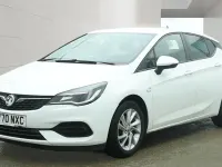 Used Vauxhall Astra S 110 HP (80 kW) 2020 White Hatchback