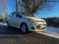 Used Renault Twingo Dynamique 75 HP (55 kW) 2012 White Hatchback