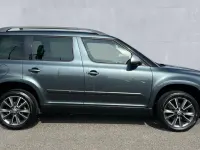Used Skoda Yeti Outdoor SE Drive 110 HP (80 kW) 2017 Quartz grey metallic SUV