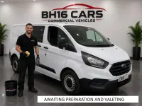 Used Ford Transit Custom 105 HP (77 kW) 2019 White Van