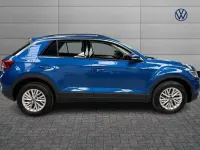 Used VW T-Roc Life 150 HP (110 kW) 2022 Blue SUV