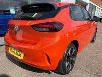 Second-hand Vauxhall Corsa-e 100 kW (136 CP) 2021 Portocaliu Hatchback