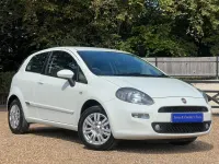 Used Fiat Punto Easy 69 HP (50 kW) 2013 White Hatchback